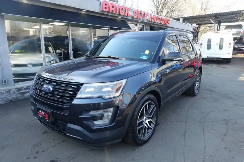 2017 Ford Explorer Sport 4WD's photo