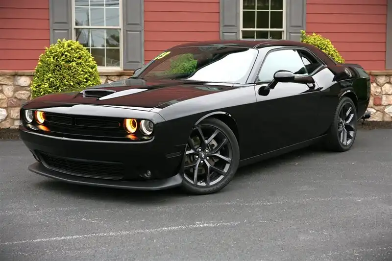 2023 Dodge Challenger GT Auto's photo