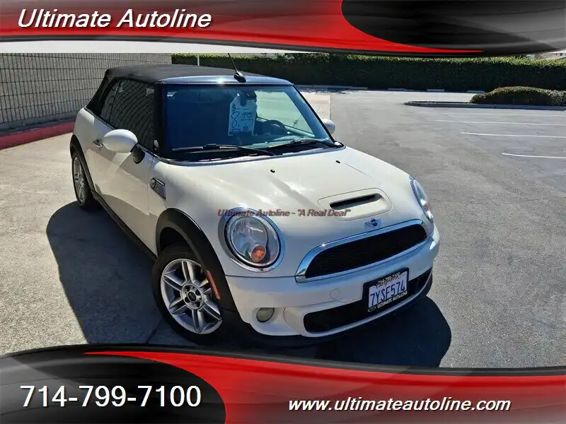 2013 MINI Cooper S's photo