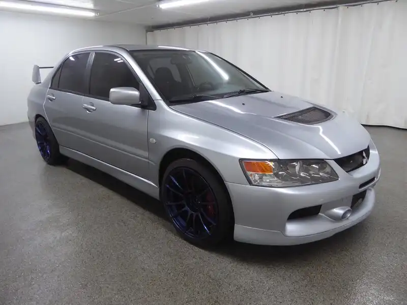 2005 Mitsubishi Lancer Evolution MR's photo