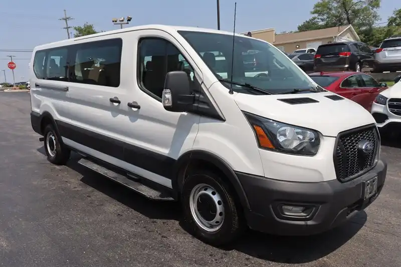 2021 Ford Transit 350 XL Low Roof Sliding Pass. 148's photo