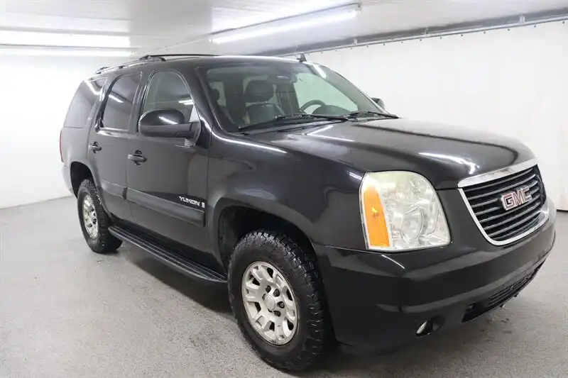 2007 GMC Yukon 4WD SLE2's photo