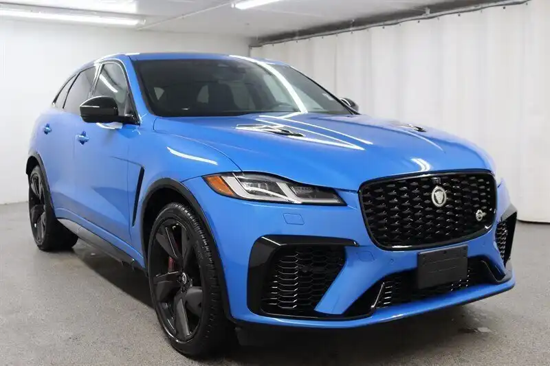 2024 Jaguar F-PACE SVR AWD's photo