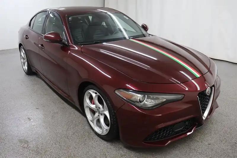 2019 Alfa Romeo Giulia 2.0 Ti Sport Auto's photo