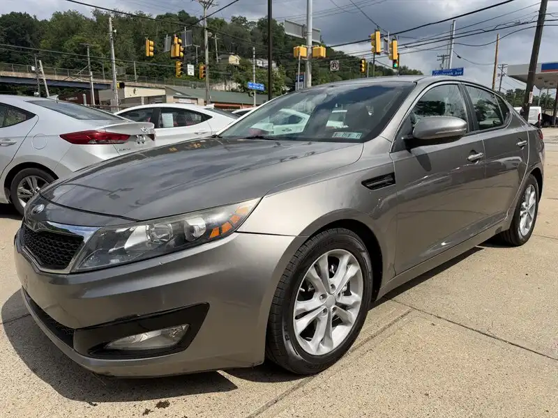 2013 Kia Optima EX AT's photo