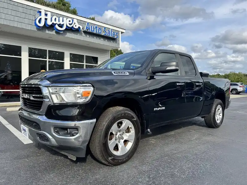 2020 RAM 1500 Big Horn/Lone Star 4x4 Quad Cab 6'4's photo