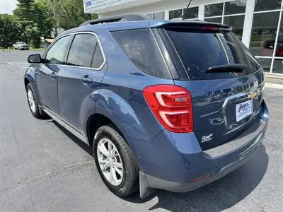 2016 Chevrolet Equinox LT photo 3
