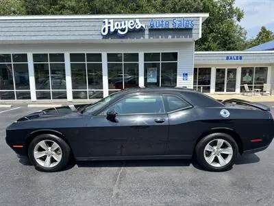 2021 Dodge Challenger SXT Auto photo 2