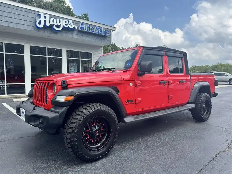 2020 Jeep Gladiator Sport S's photo