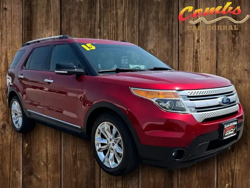 2015 Ford Explorer XLT's photo