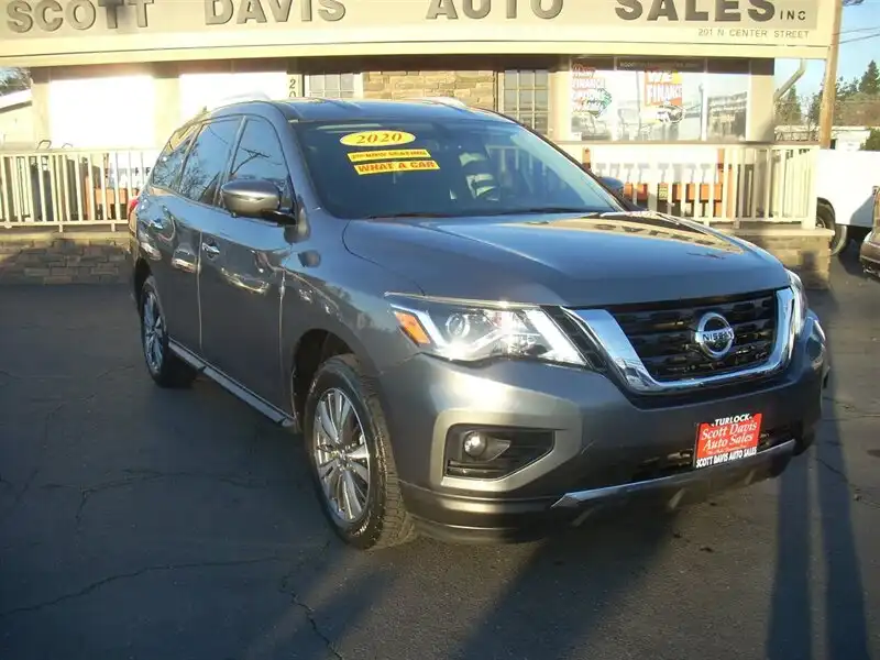 2020 Nissan Pathfinder SL 4WD's photo