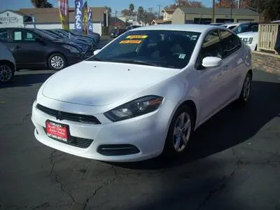 2015 Dodge Dart undefined photo 2