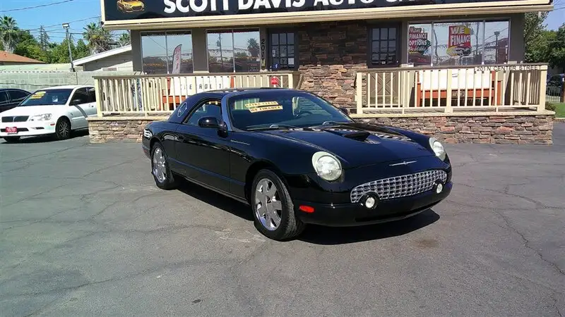 2002 Ford Thunderbird Deluxe's photo