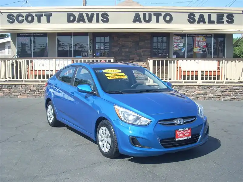 2015 Hyundai Accent GLS 4-Door 6-Speed Automatic's photo