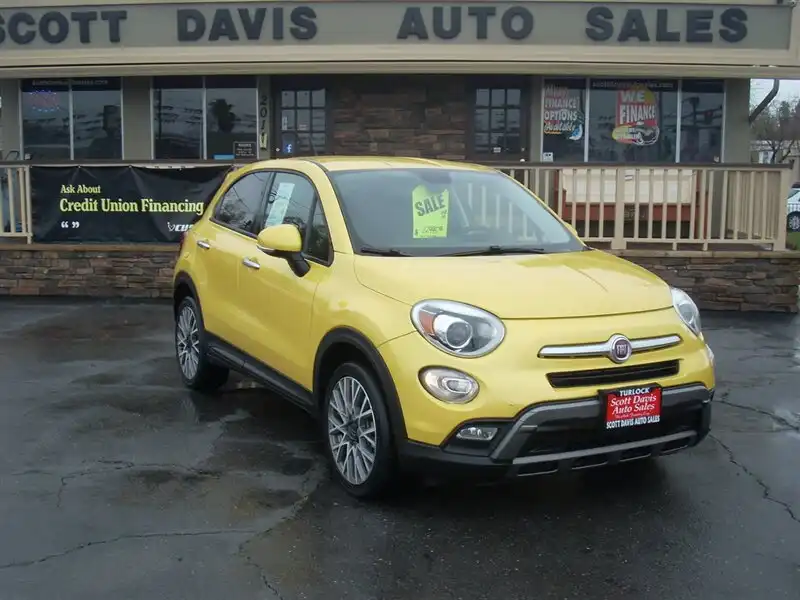 2016 FIAT 500X Lounge's photo