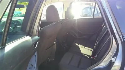 2013 Mazda CX-5 Touring auto photo 5