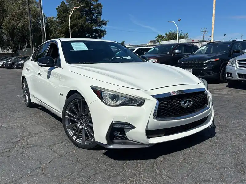 2018 INFINITI Q50 Red Sport 400's photo