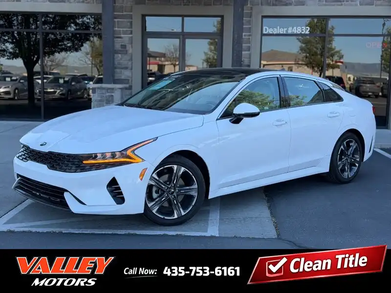 2021 Kia Optima EX FWD's photo