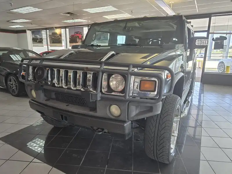 2005 Hummer H2 SUV's photo