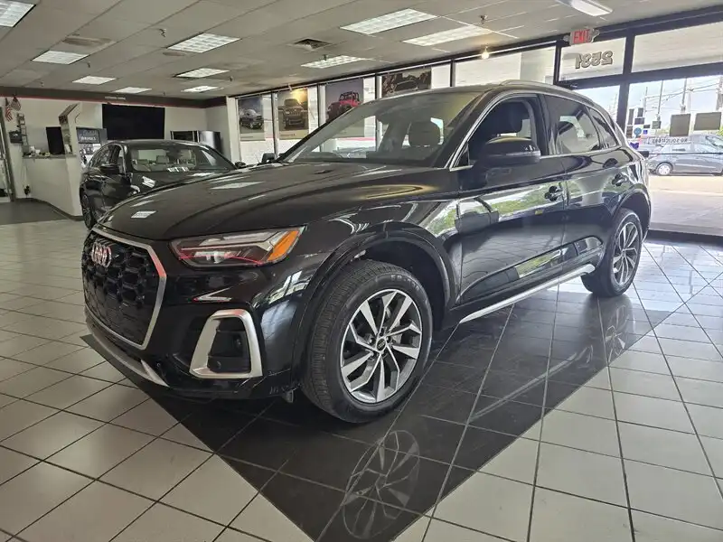 2024 Audi Q5 45 Premium Plus's photo