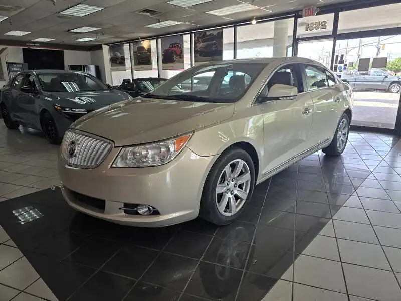 2010 Buick LaCrosse CXL's photo