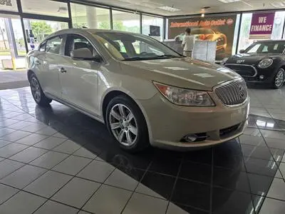 2010 Buick LaCrosse CXL photo 3