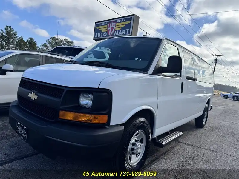 2015 Chevrolet Express 3500 LS Extended's photo