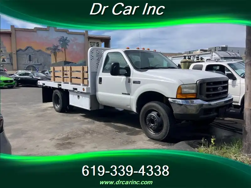 2001 Ford F-550's photo