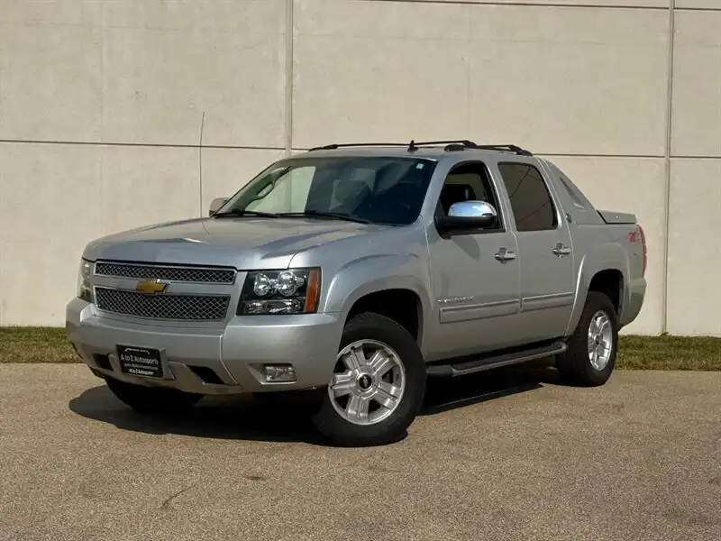 2013 Chevrolet Avalanche 4WD Avalanche LT's photo
