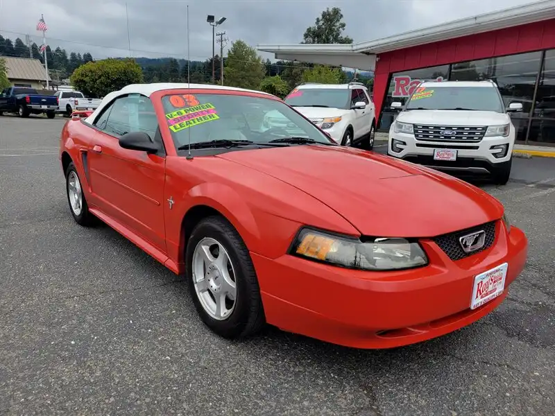 2003 Ford Mustang Deluxe's photo