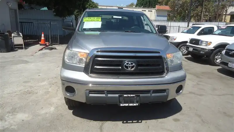 2010 Toyota Tundra 5.7 Auto Tundra Grade Crew Max's photo