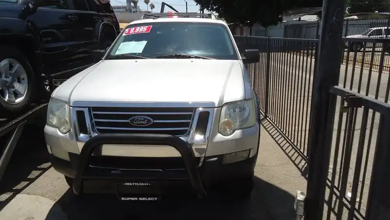 2010 Ford Explorer XLT 4.0L's photo