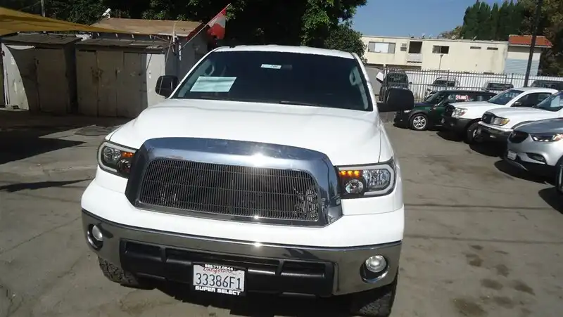 2012 Toyota Tundra 5.7 Auto 4WD Tundra Grade Double Cab's photo