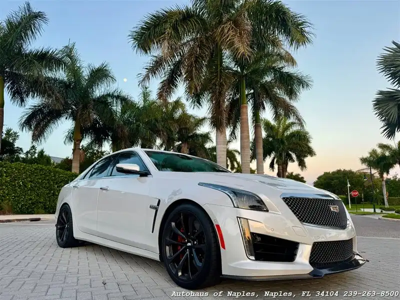 2017 Cadillac CTS-V V RWD's photo