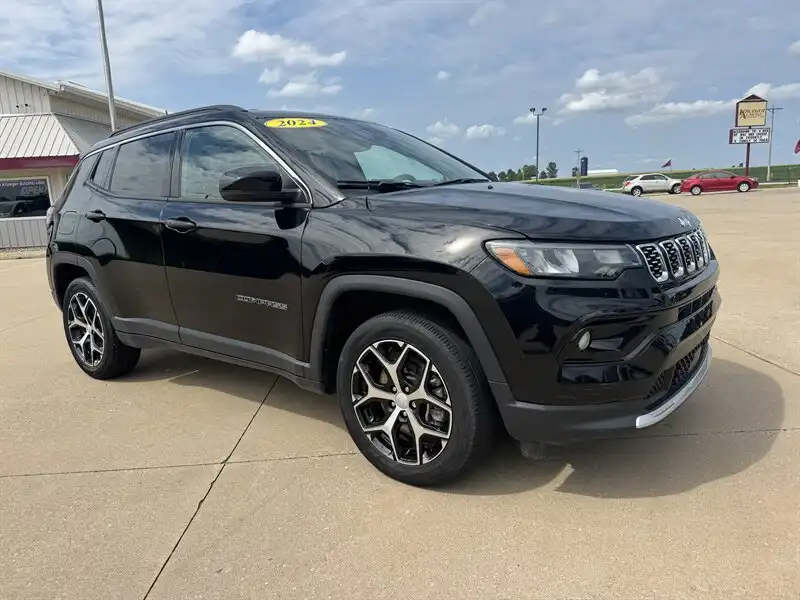 2024 Jeep Compass Limited 4X4's photo