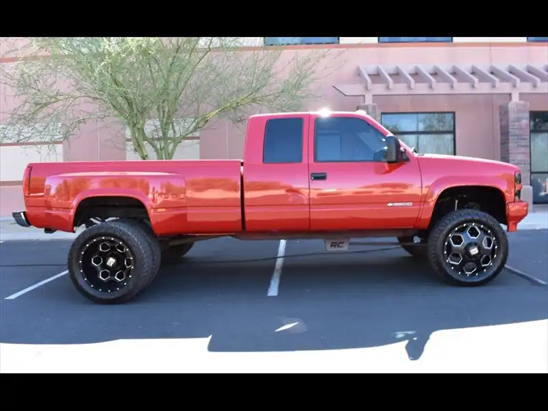 1997 Chevrolet K3500 CHEYENNE EXT's photo