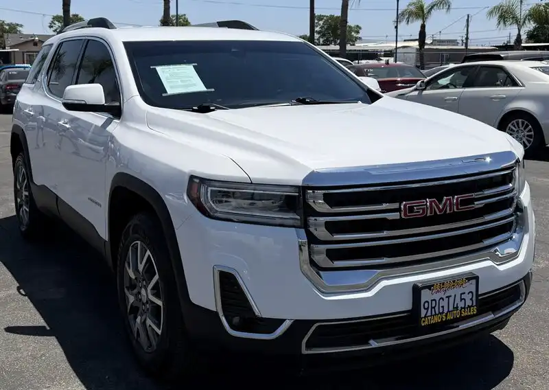 2023 GMC Acadia SLT FWD's photo