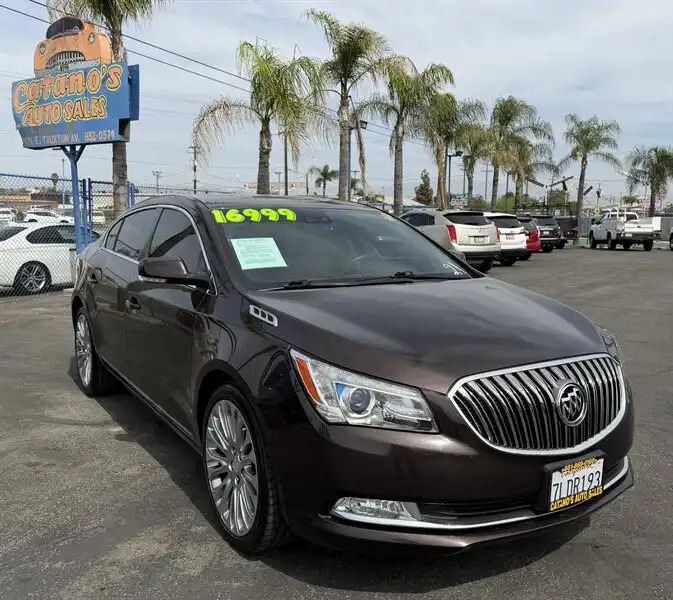 2015 Buick LaCrosse Premium 2's photo