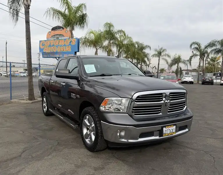 2015 RAM 1500 Big Horn/Lone Star 4WD Crew Cab's photo