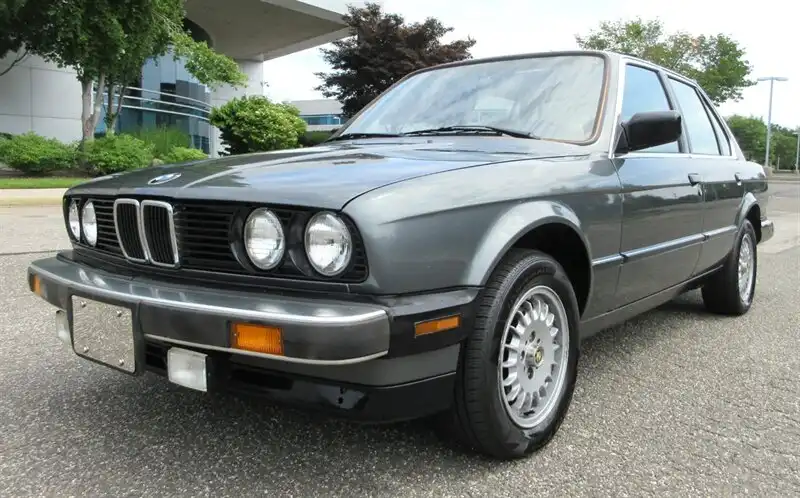 1987 BMW 3 Series's photo