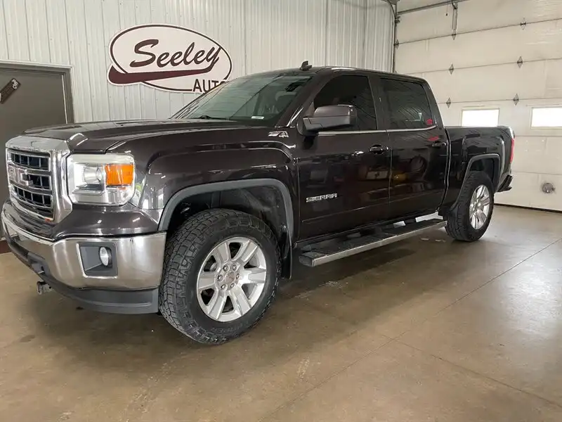 2014 GMC Sierra 4WD Crew Cab SLE LWB's photo