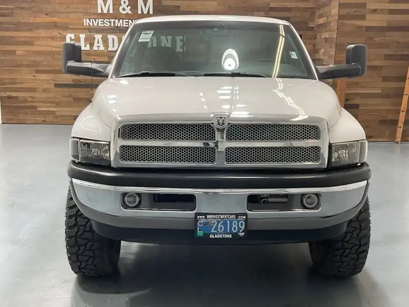 2001 Dodge Ram 1500 2500 ST 4X4 QUAD CAB LWB's photo