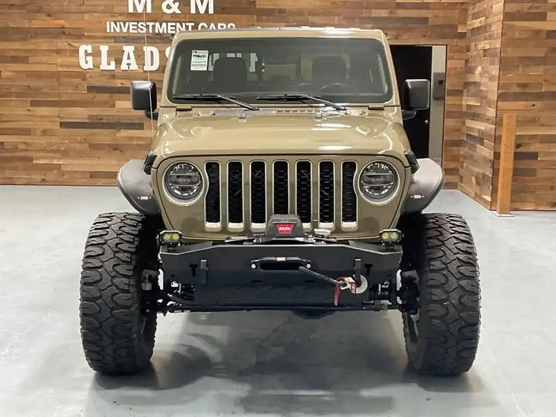 2020 Jeep Gladiator Overland's photo