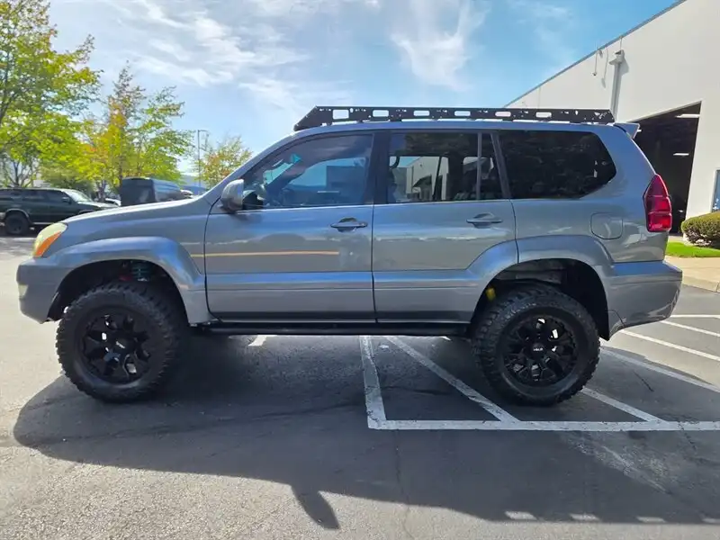2004 Lexus GX 460 470's photo