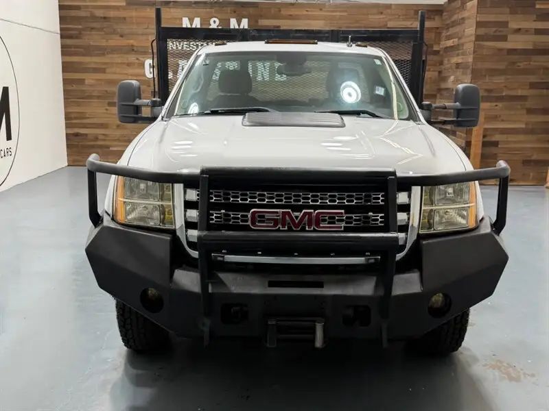 2013 GMC Sierra 4WD Regular Cab SLE LWB photo 1