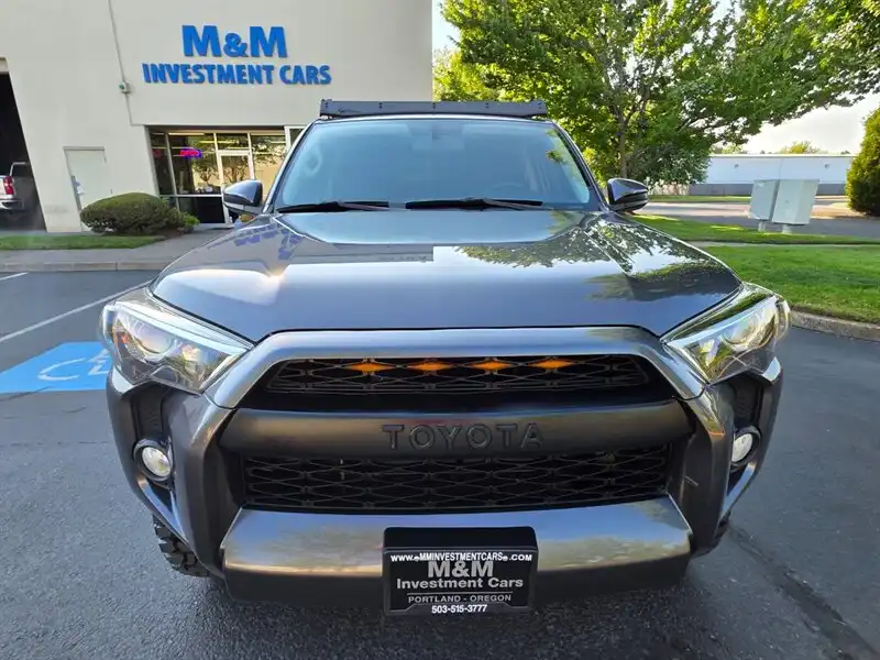 2015 Toyota 4Runner SR5 4x4 V6's photo