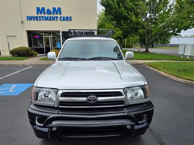1999 Toyota 4Runner SR5 4X4's photo