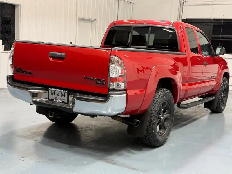 2013 Toyota Tacoma PreRunner Access Cab AT's photo