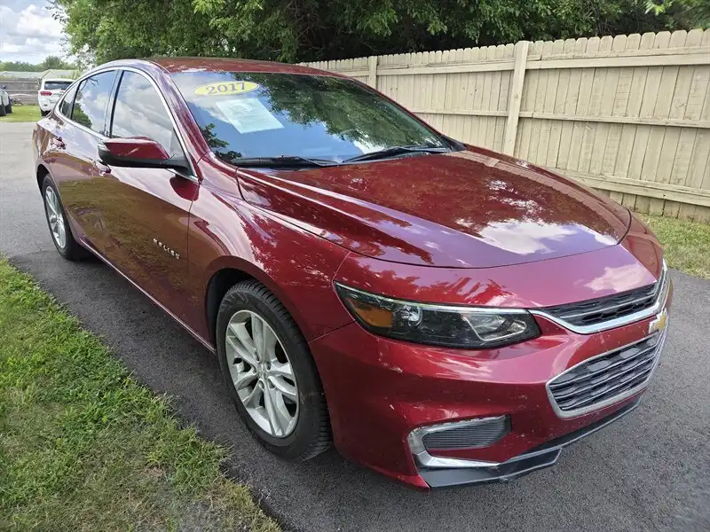 2017 Chevrolet Malibu 1LT's photo