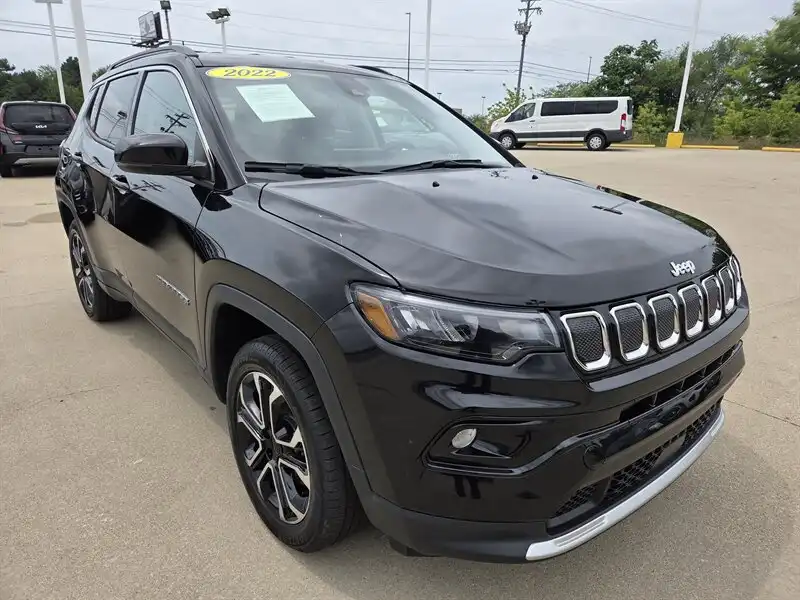 2022 Jeep Compass Limited 4X4's photo